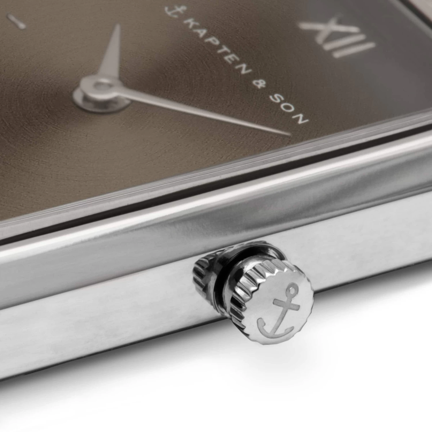 Grace Silver Brown Steel 6 Grace Silver Brown Steel - Image 4