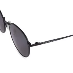 London Matt Black Mit Sehstärke -Luxury Gear Shop 1becfced5cac2b441781a9acbd97bb82 1