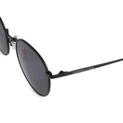 London Small Matt Black Mit Sehstärke 19 London Small Matt Black Mit Sehstärke -Luxury Gear Shop 1becfced5cac2b441781a9acbd97bb82