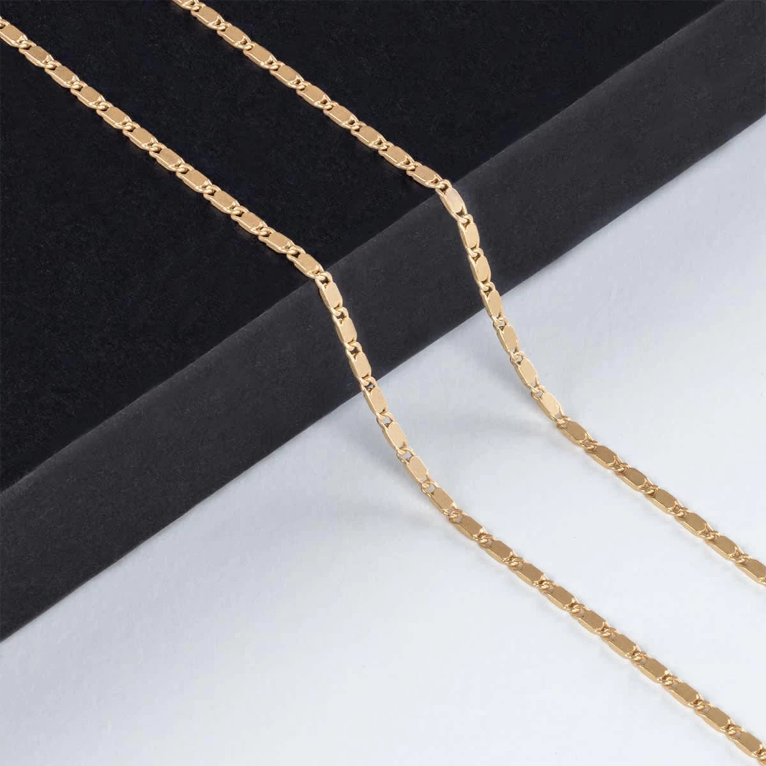 Eyewear Chain Marbella 6 Eyewear Chain Marbella - Image 4