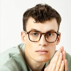 Lisbon Tortoise -Luxury Gear Shop 45d7fb33fd35f9d136f84d9770ff11af 1