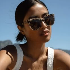 Florence Sand Tortoise Brown 20 Florence Sand Tortoise Brown -Luxury Gear Shop 51f15d737c5038a9d0dc00c9991f8033