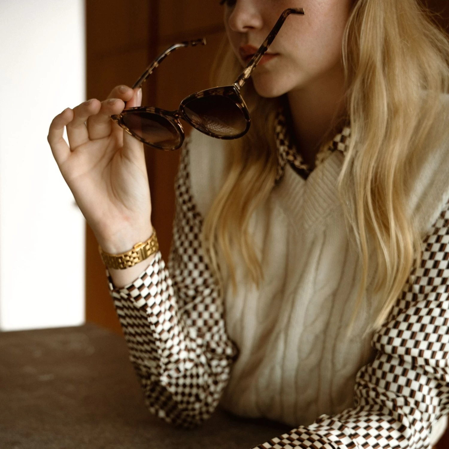 Manhattan Crystal Tortoise Brown 12 Manhattan Crystal Tortoise Brown - Image 10