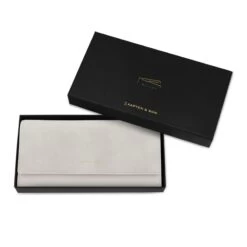 Triomphe Oyster -Luxury Gear Shop 675f9d4b83875bae07a8fd66c59536e3