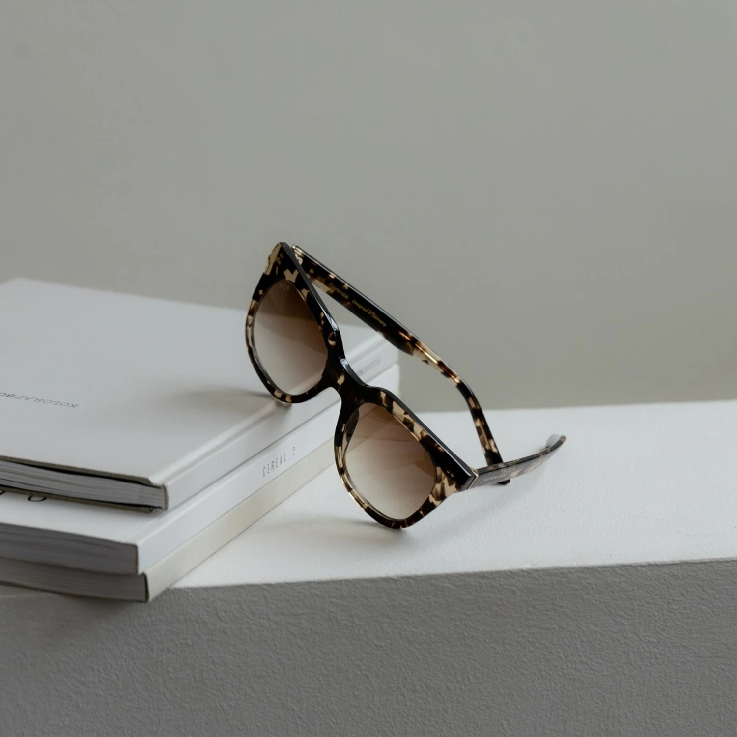 Florence Crystal Tortoise Brown 13 Florence Crystal Tortoise Brown - Image 11