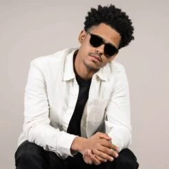 Marais All Black -Luxury Gear Shop 8003642763d751fe1eb80df196f00ddd