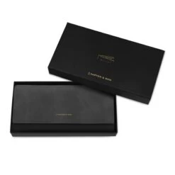 Triomphe All Black -Luxury Gear Shop 85d8e772f53732a0b05bff257e6bd5cb