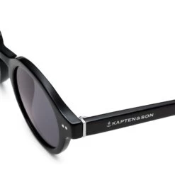 Tokyo All Black Mit Sehstärke -Luxury Gear Shop 8c12e16ebeaca8196fa230580c10ac4c