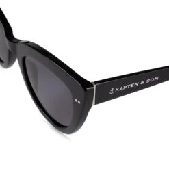 Sofia All Black Mit Sehstärke -Luxury Gear Shop 9df79e4df5f1dc70ad25dd03f6a7ac6e