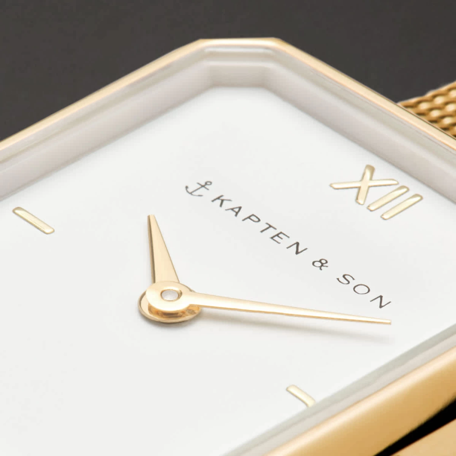 Grace Gold Mesh 5 Grace Gold Mesh - Image 3