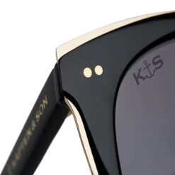 Manhattan All Black -Luxury Gear Shop d6c45590724e0e92747442e827dc9b9b