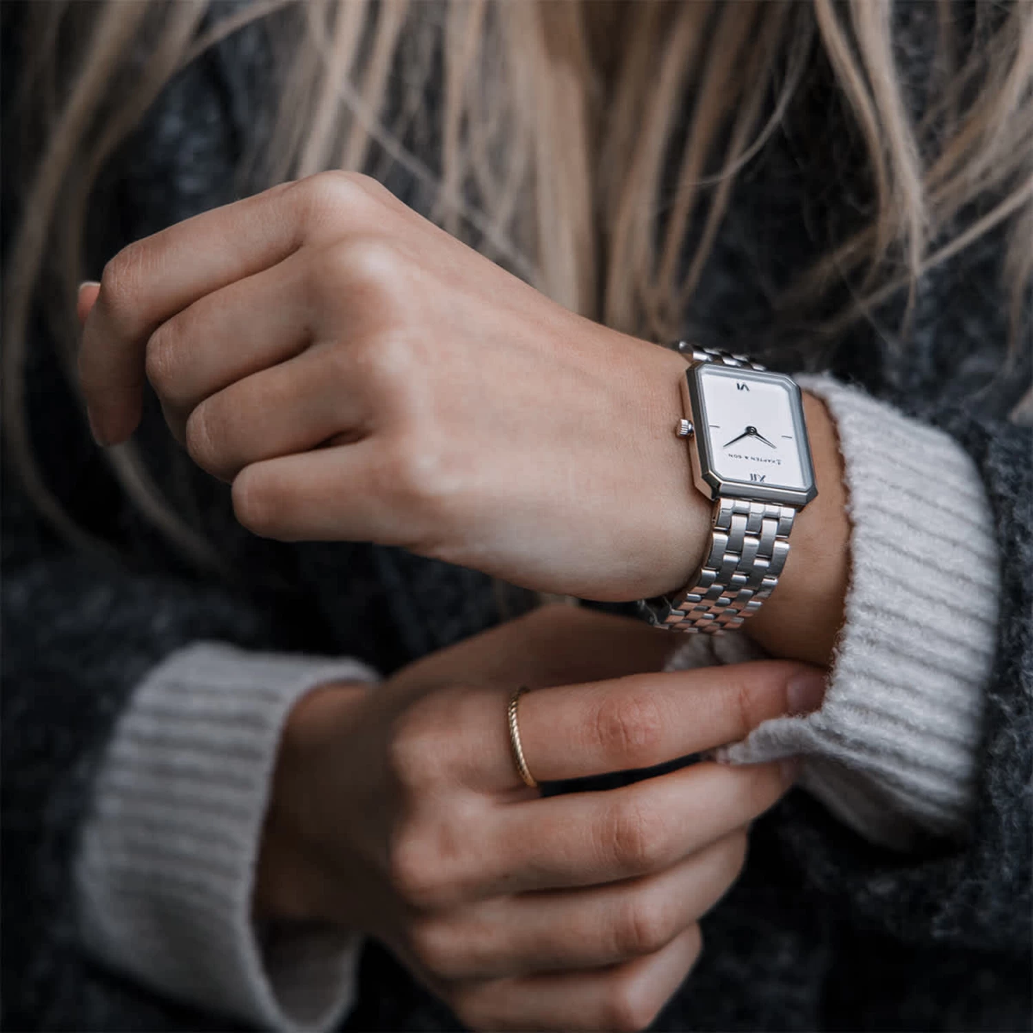 Grace Silver Steel 4 Grace Silver Steel - Image 2