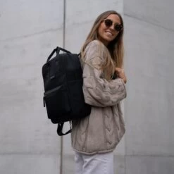 Bergen All Black -Luxury Gear Shop fe3cf9333b81c98e226cc2ab289a0bc6