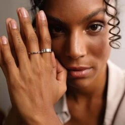 Basic Ring Bold Silver -Luxury Gear Shop fe61a0ce5845bf14919b5c3f29313d12 1